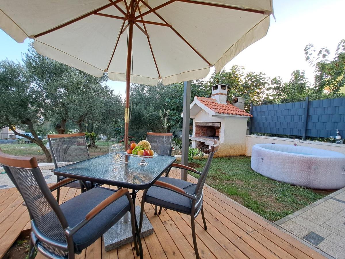 Jalumi Lägenhet Zadar Exteriör bild