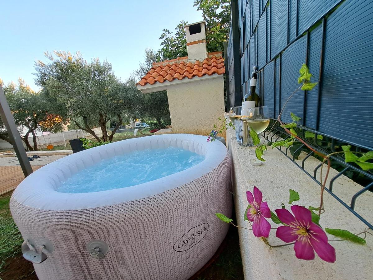 Jalumi Lägenhet Zadar Exteriör bild